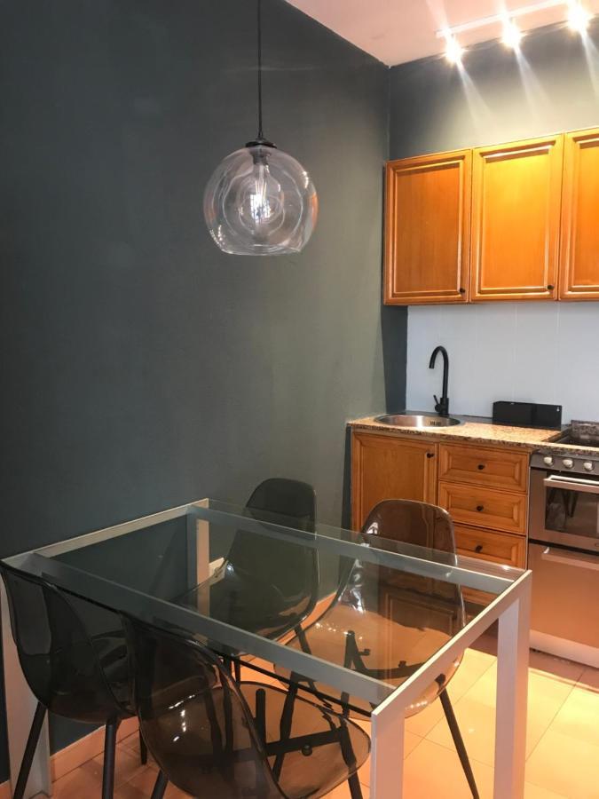 Apartamento Con Encanto Y Terraza En Barri Vell De Girona, El Cul De La Lleona エクステリア 写真