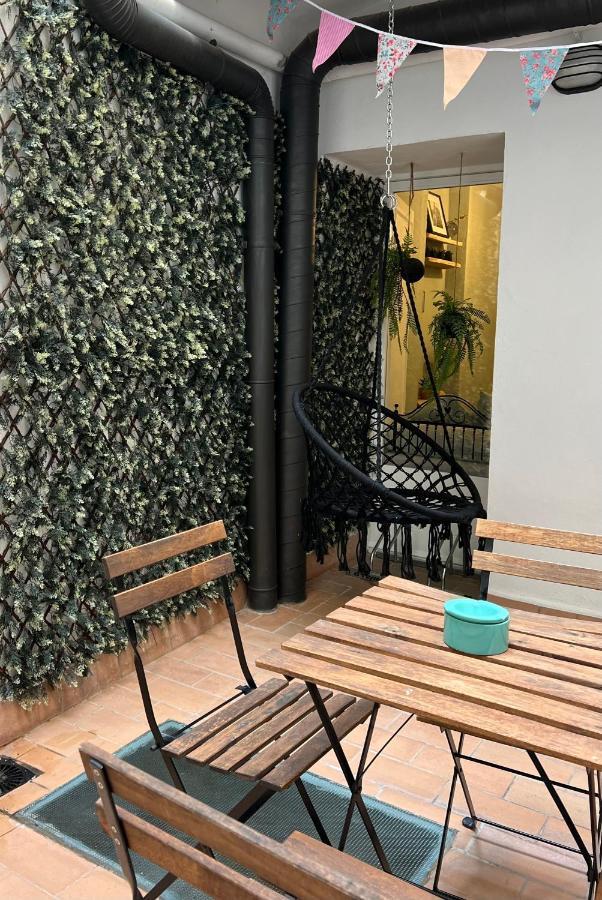 Apartamento Con Encanto Y Terraza En Barri Vell De Girona, El Cul De La Lleona エクステリア 写真